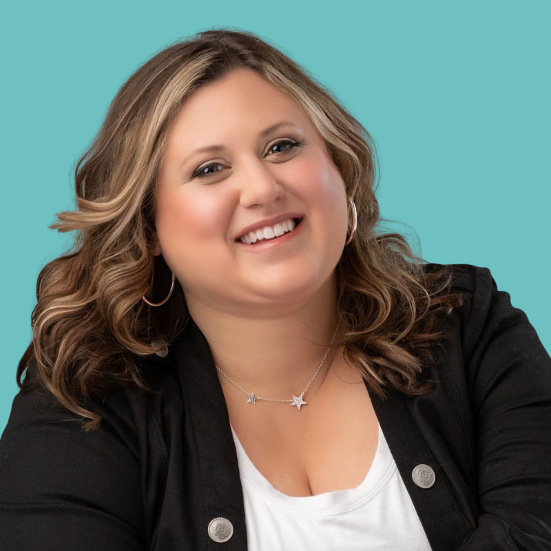 Julie Ostman Headshot